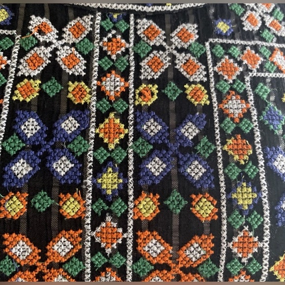 Zara Woman NWOT Embroidered Black Bell Sleeved Fringed Boho Festival Top Size XS - Picture 11 of 11